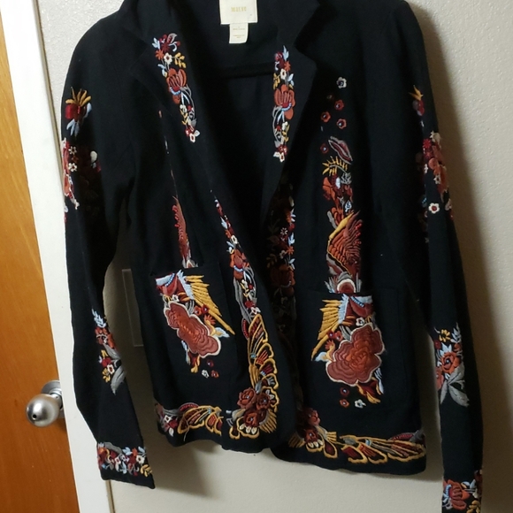 Jacket - Picture 4 of 4